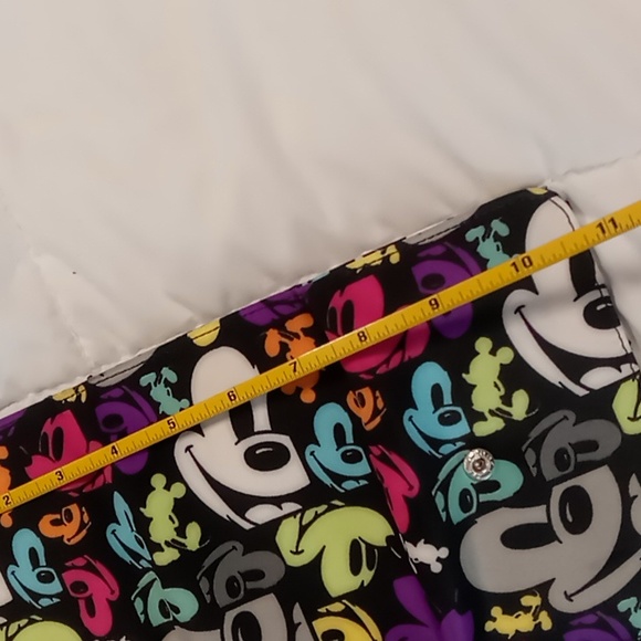 Disney Parks Mickey Mouse trifold Wallet. - Picture 11 of 11